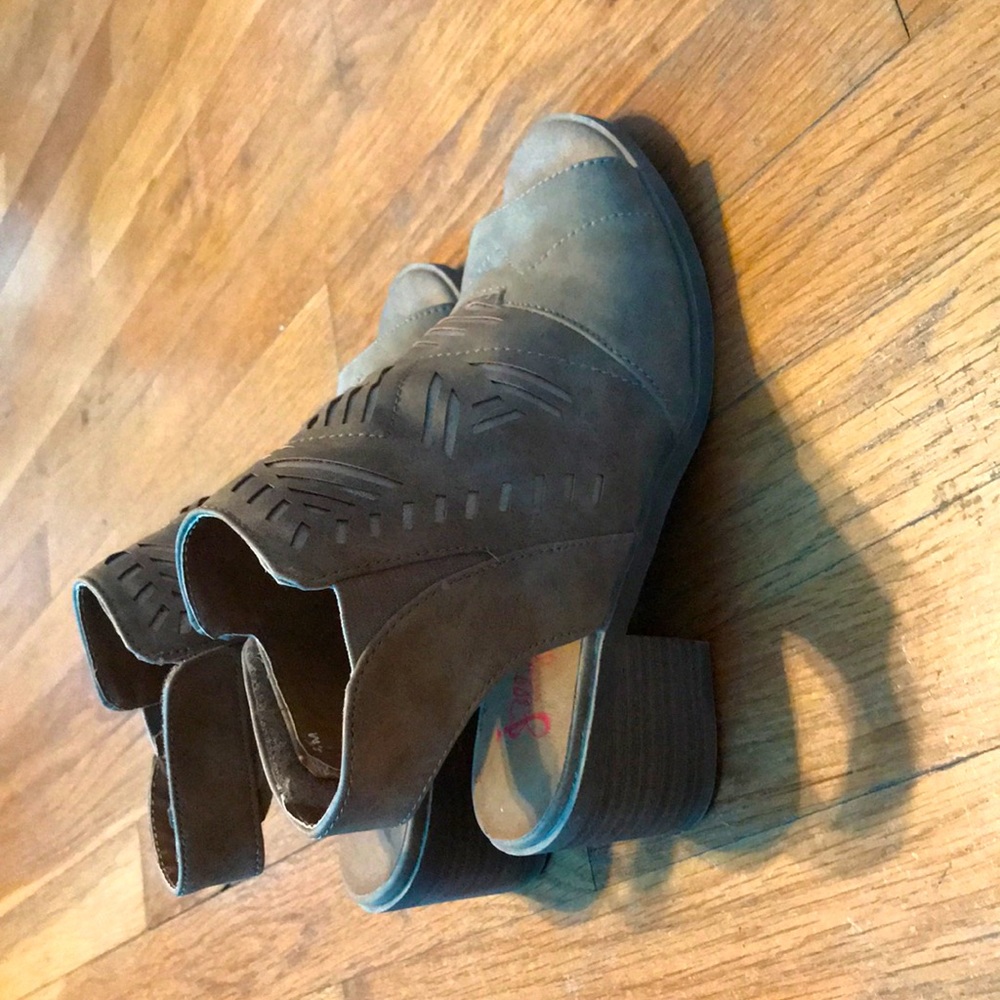 Jellypop Girls Open-Toe Brown Boot-Heels